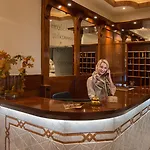 Am Kochbrunnen ホテル 3*