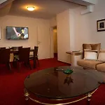 Am Kochbrunnen 3* ヴィースバーデン