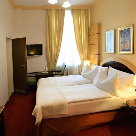 Am Kochbrunnen Hotel