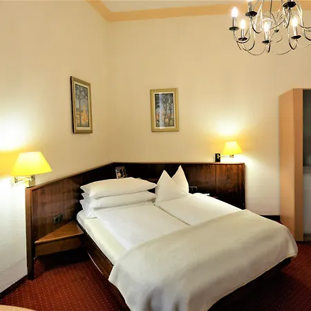 Am Kochbrunnen Hotel