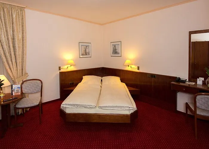 Am Kochbrunnen Hotel