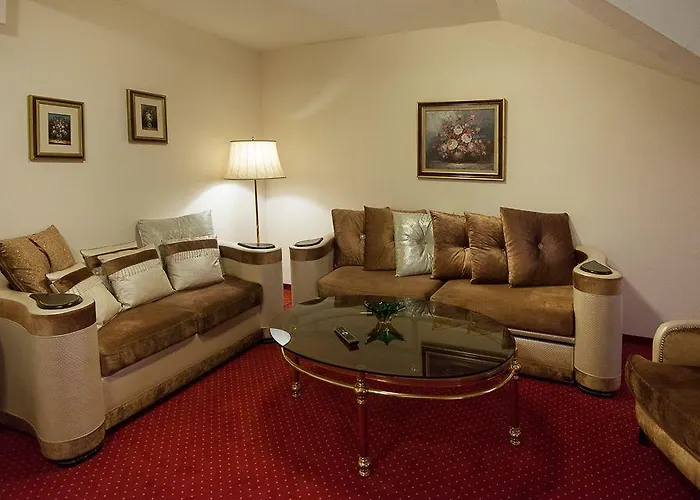 Am Kochbrunnen Hotel Wiesbaden