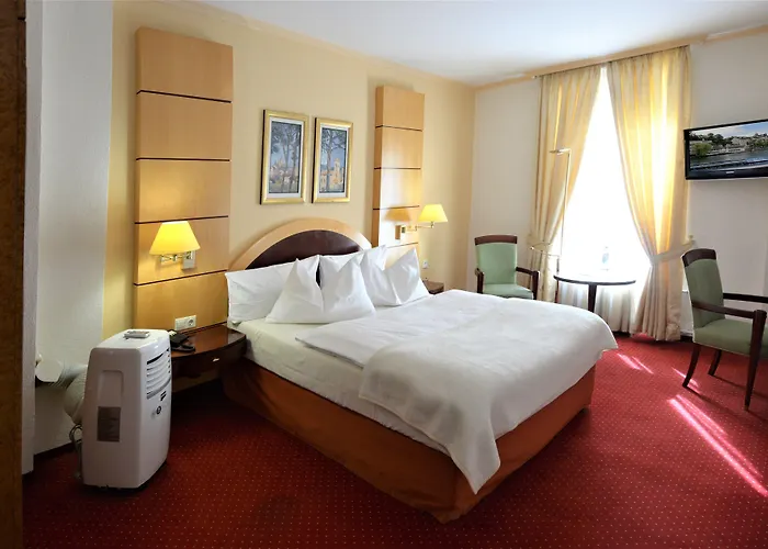 Am Kochbrunnen 3* Wiesbaden