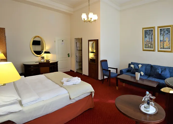 Am Kochbrunnen 3* Wiesbaden